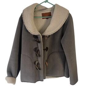 Outback Women's Size Medium Grey Sherpa Lining Grey Toggled Coat Jacket